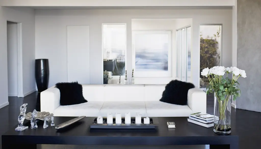 black and white living room theme